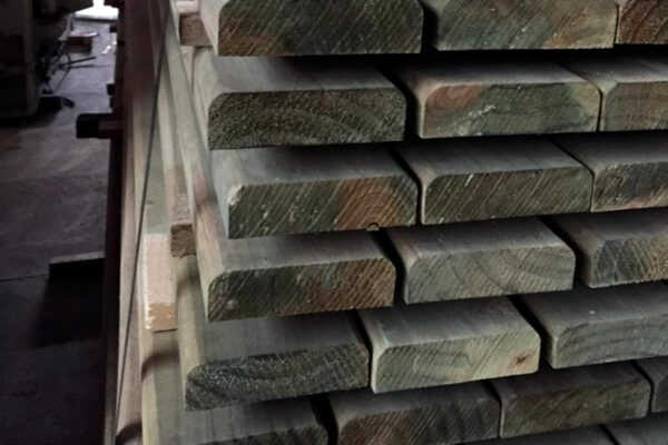 Madera de Pino Impregnada: Durabilidad y Calidad Superior - Imagen 2